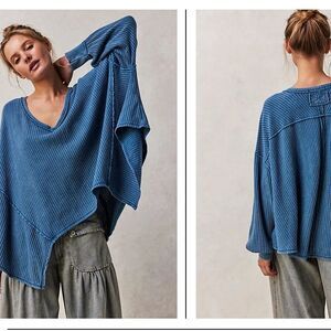 FREE PEOPLE We The Free Coraline Thermal Top in Blue Legion-oversized medium new